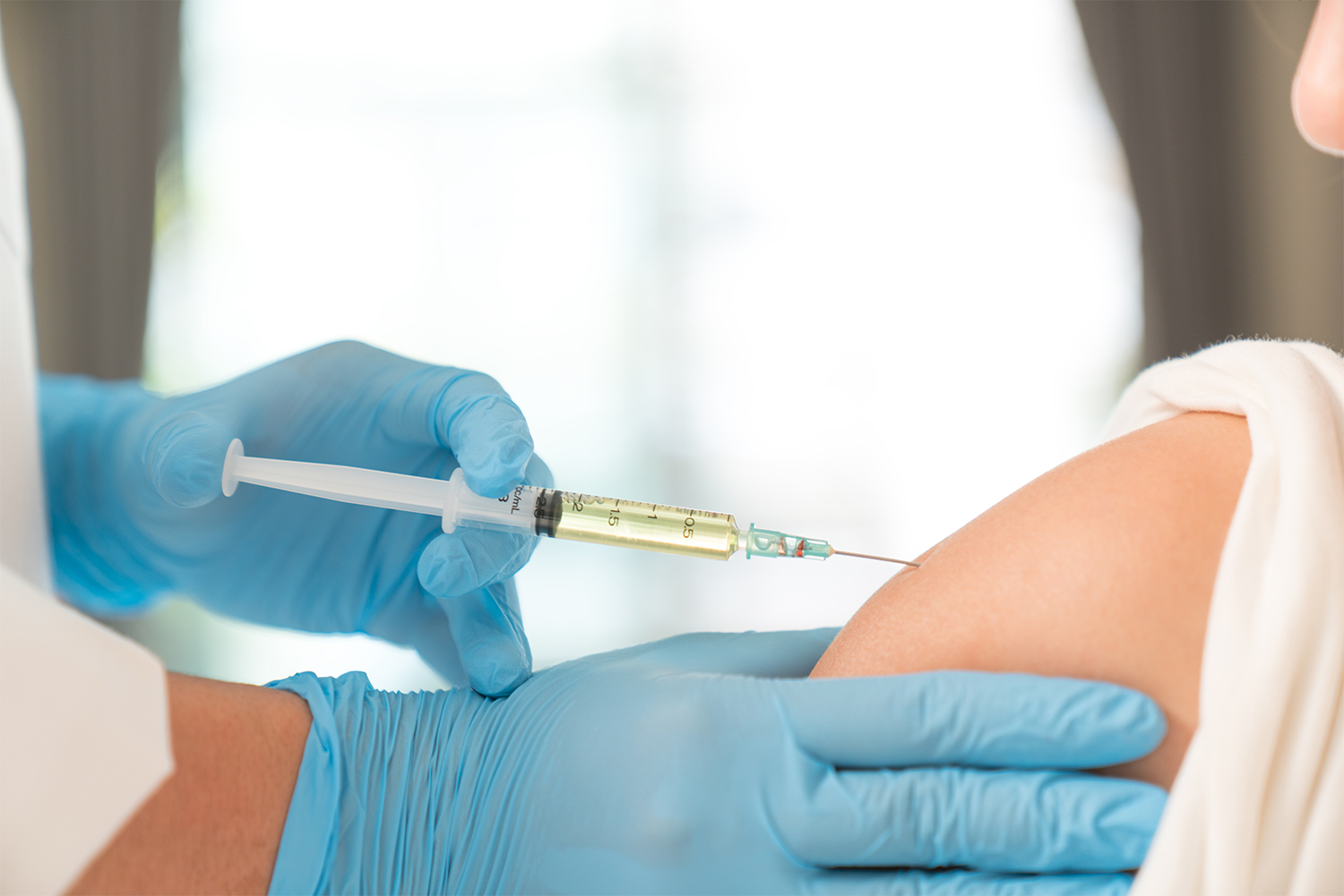Últimas doses da vacina contra gripe estão disponíveis na CAA-PR